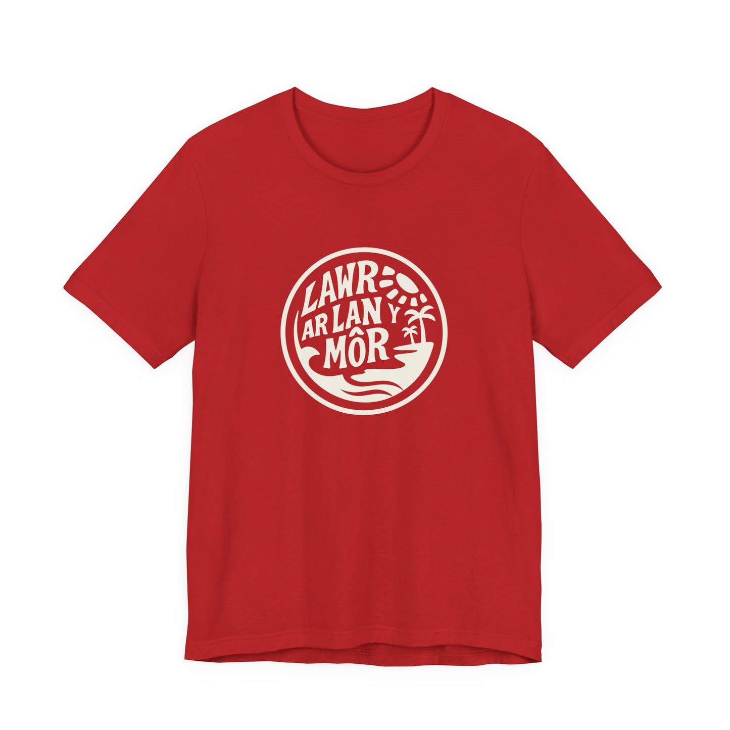 'Lawr Ar Lan y Môr' Coastal Welsh Graphic Tee (Unisex)