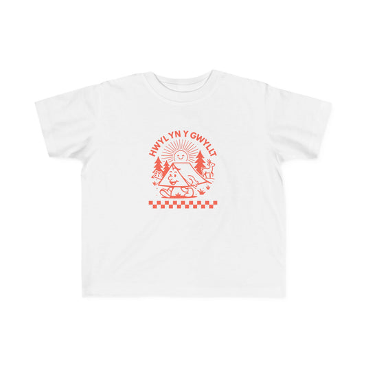 Toddler Retro Camping T-Shirt - 'Hwyl Yn Y Gwyllt'