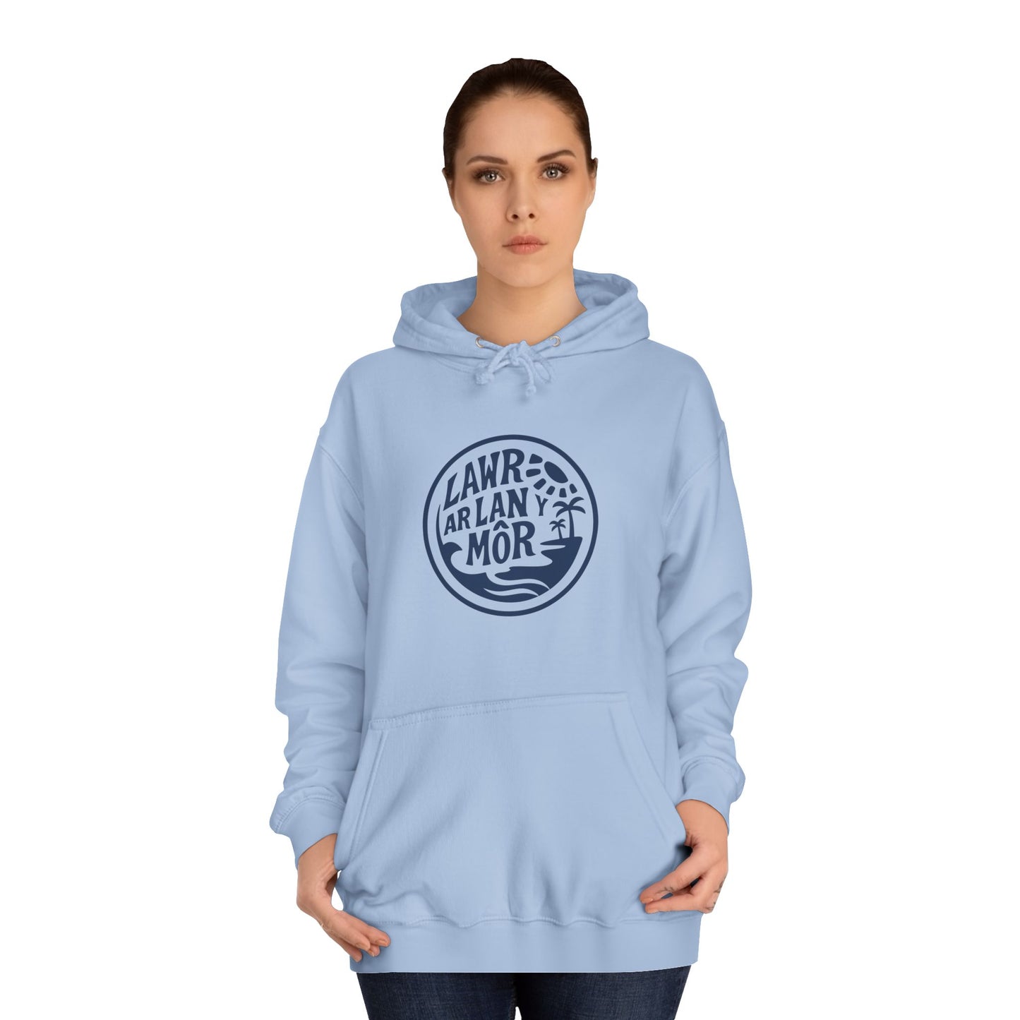 'Lawr Ar Lan Môr' Unisex Hoodie