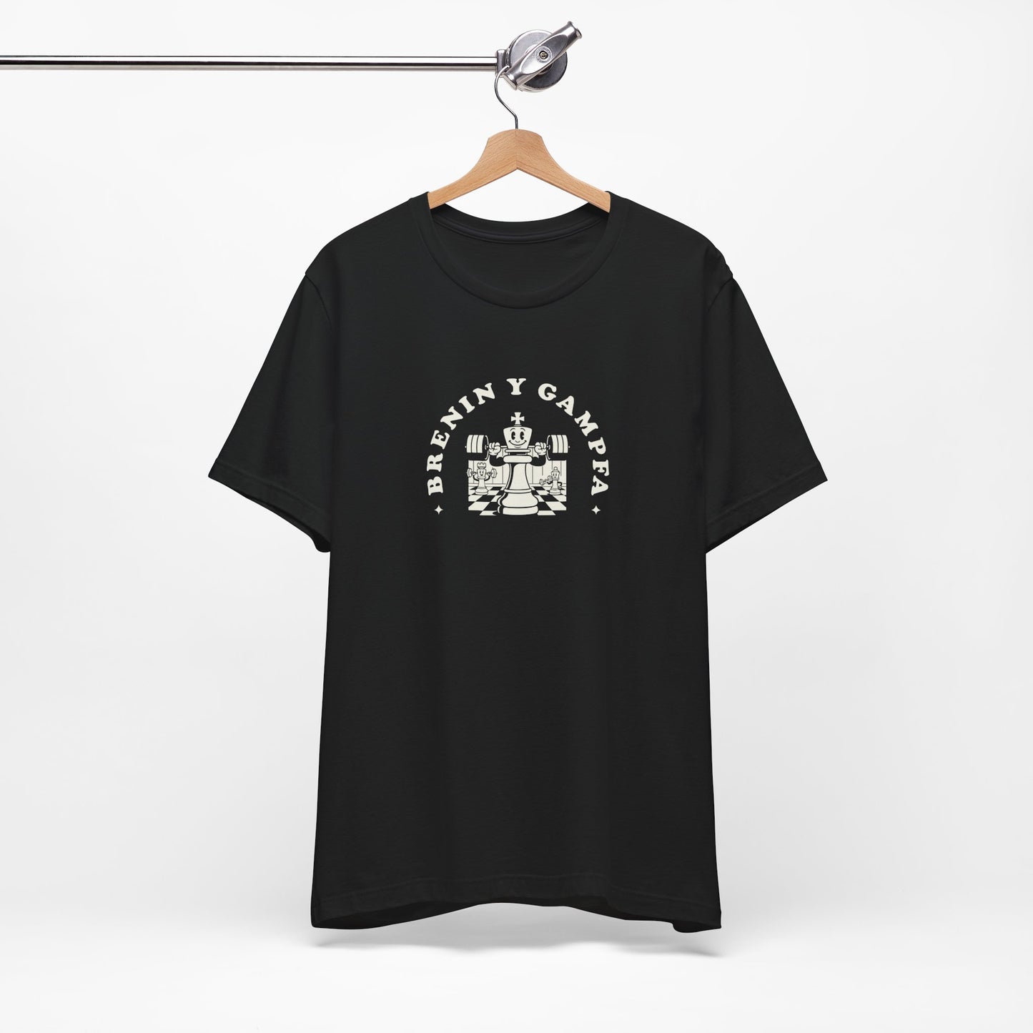 'Brenin y Gampfa'  Retro Chess T-Shirt (Unisex) - Vintage King of the Gym Welsh T-Shirt
