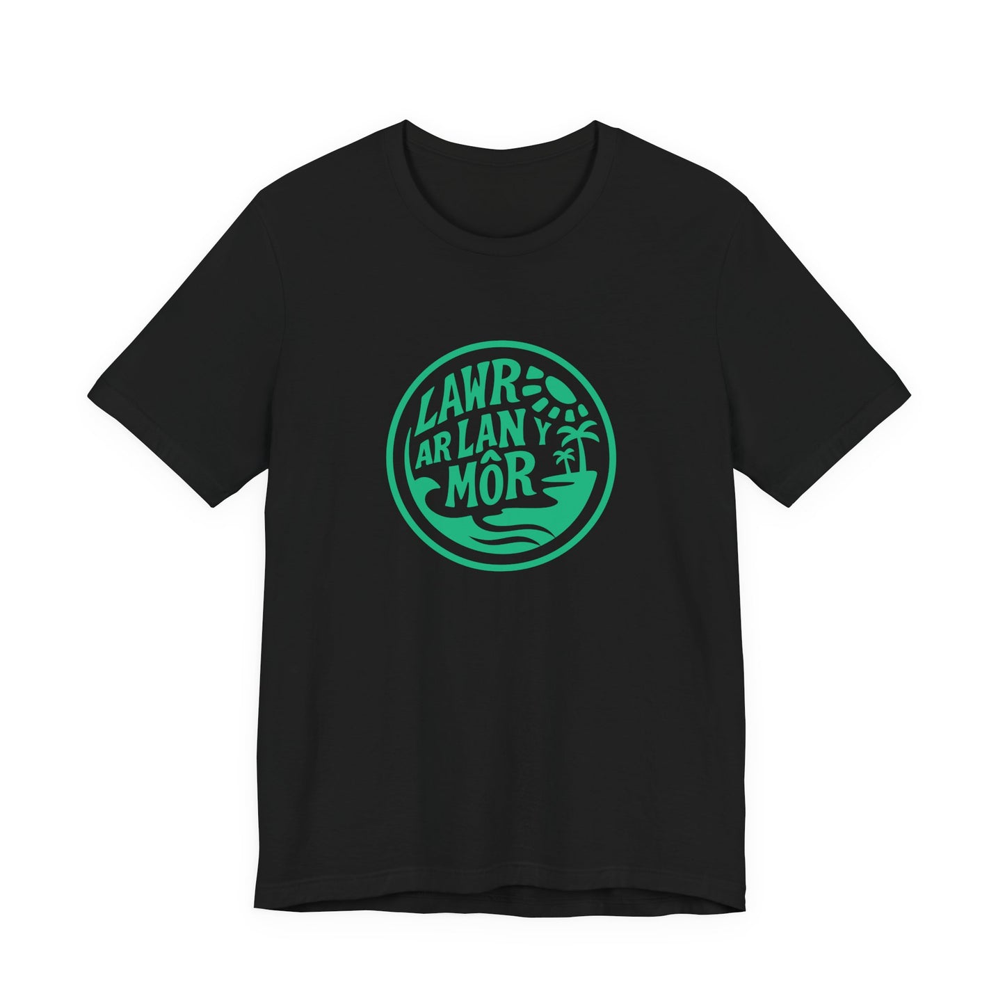'Lawr Ar Lan y Môr' Coastal Welsh Graphic Tee (Unisex)