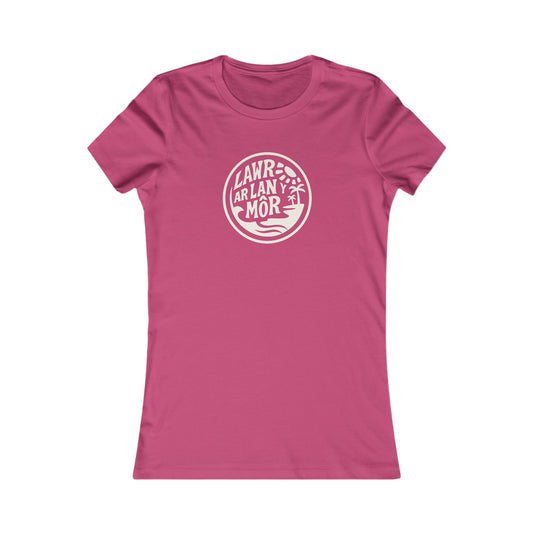 Women's Tee — 'Lawr Ar Lan Môr' Coastal Welsh Vintage Logo