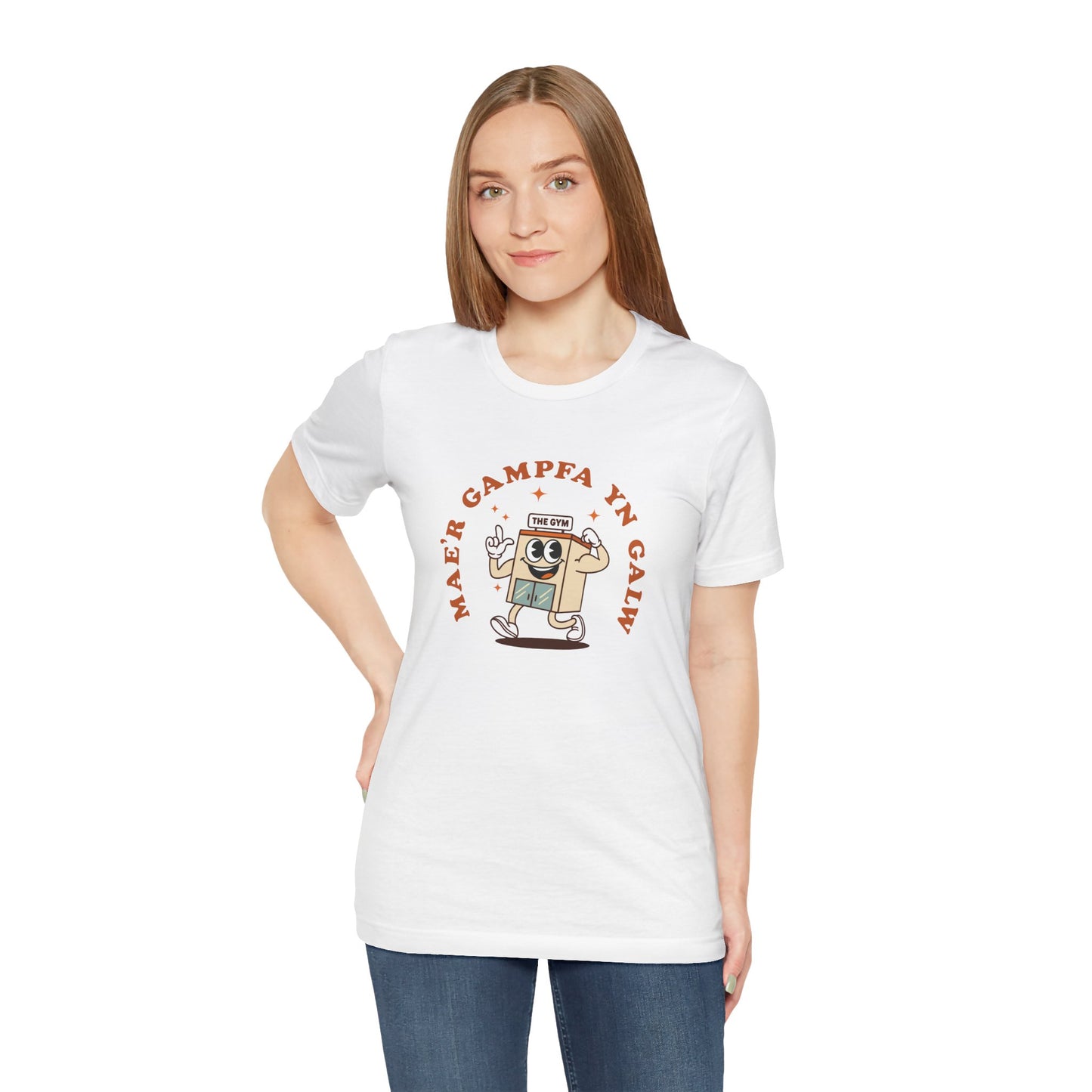 'Mae'r Gampfa yn Galw' - Retro Welsh Language Unisex Tee - The Gym is Calling