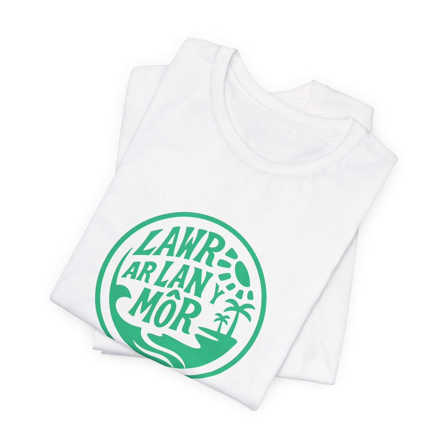 'Lawr Ar Lan y Môr' Coastal Welsh Graphic Tee (Unisex)